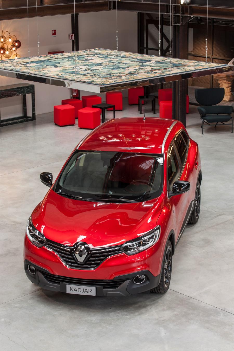  Renault Kadjar Hypnotic 2016 года  (фото 3 из 22)